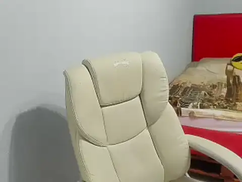 SkarletXDream online show from 01.08.25