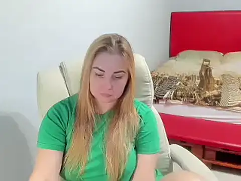 SkarletXDream online show from 01.09.25
