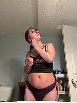 NovaLove2002 online show from 09.29.25