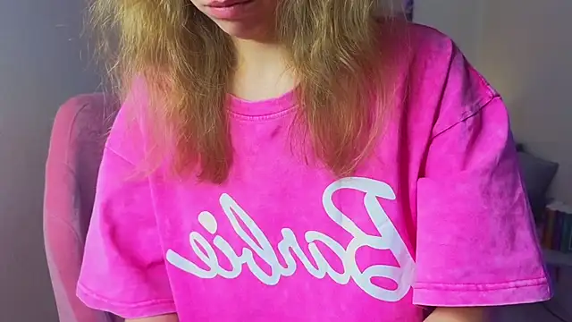 Lill Mary online show from 01.15.25