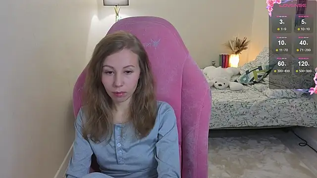 Lill Mary online show from 10.18.25