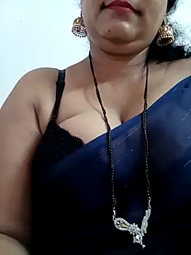 Snapshot of Nyra-23 chatting on 10.08.25 Nyra-23 online show from 10.08.25