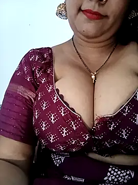 Snapshot of Nyra-23 chatting on 11.07.25 Nyra-23 online show from 11.07.25