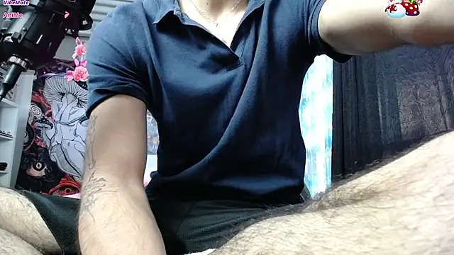 Snapshot of dylan_fun18 chatting on 01.18.26 dylan fun18 online show from 01.18.26