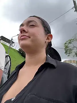 Snapshot of camianddanna chatting on 02.16.25 camianddanna online show from 02.16.25