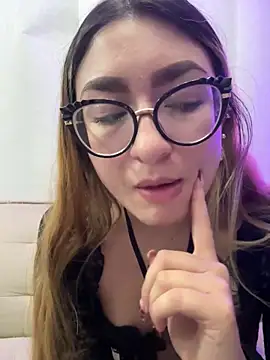 Snapshot of camianddanna chatting on 09.13.25 camianddanna online show from 09.13.25