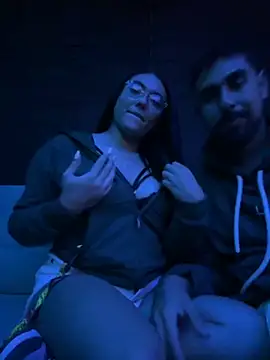 Snapshot of camianddanna chatting on 09.20.25 camianddanna online show from 09.20.25