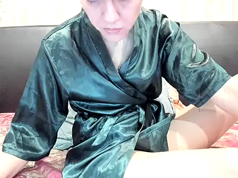 Snapshot of Cookiecutey chatting on 03.11.25 Cookiecutey online show from 03.11.25