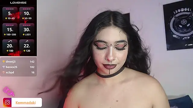 Snapshot of kemmadakii chatting on 01.18.25 kemmadakii online show from 01.18.25