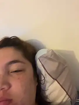 WhiteWomen online show from 09.17.25