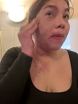 WhiteWomen online show from 09.28.25