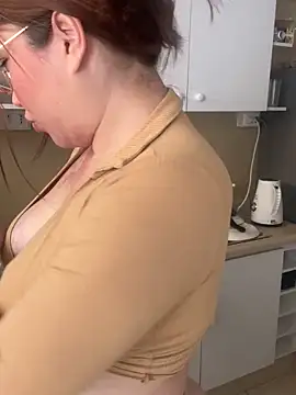 WhiteWomen online show from 11.02.25