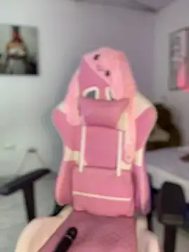 ashlyrey-1 online show from 10.16.25