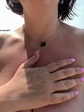 B Bonya m online show from 02.05.25