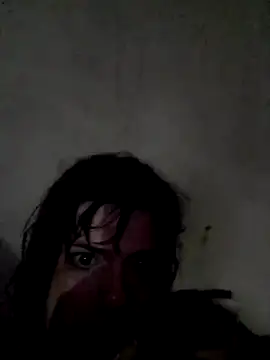 Snapshot of miaparcel chatting on 09.13.25 miaparcel online show from 09.13.25