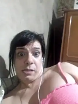 Snapshot of miaparcel chatting on 02.22.26 miaparcel online show from 02.22.26