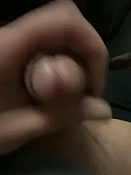 Snapshot of derderdockhat chatting on 12.10.24 derderdockhat online show from 12.10.24