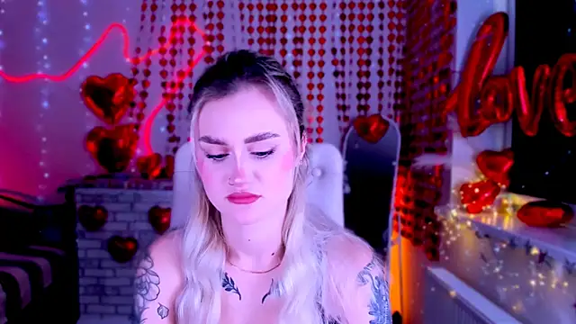  Ravenaa online show from 02.21.25