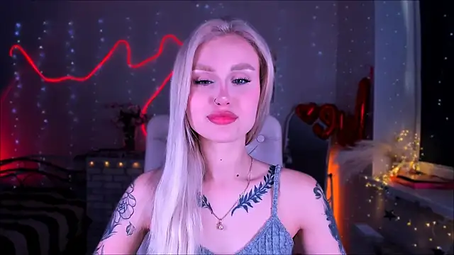  Ravenaa online show from 03.14.25