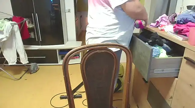 Meliss Official9 online show from 02.23.25