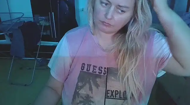 Meliss Official9 online show from 02.24.25