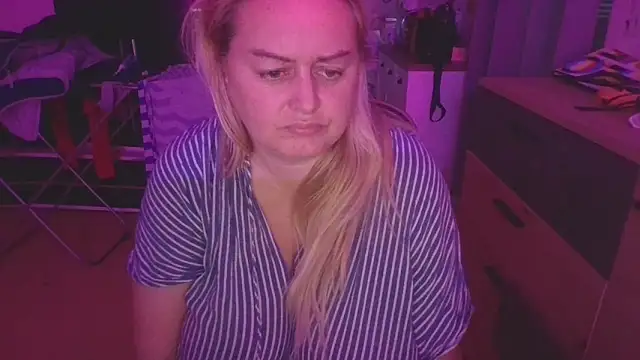 Meliss Official9 online show from 03.16.25