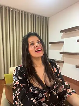 Alice Biel online show from 01.20.25