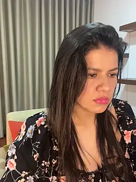 Alice Biel online show from 01.28.25