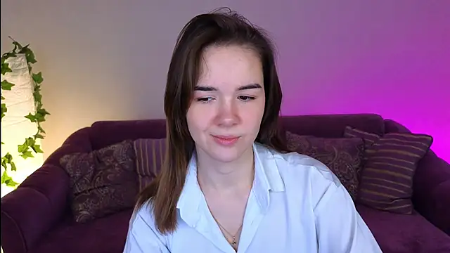 LindaRobertz online show from 01.24.25