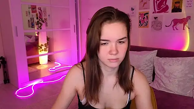 LindaRobertz online show from 02.28.25