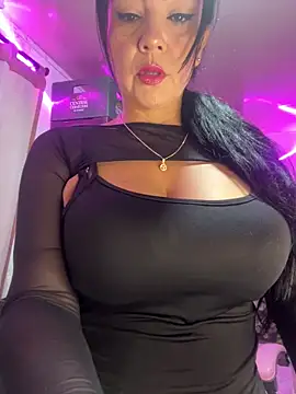 Hot beauty   online show from 09.16.25