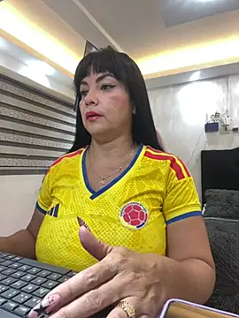 Hot beauty   online show from 07.08.26