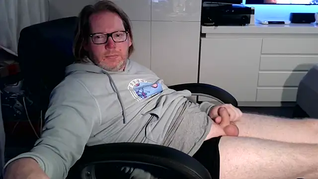 VSteph online show from 10.04.25