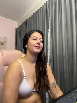 liss black online show from 10.31.25