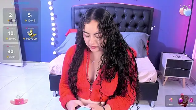 Snapshot of Ambeer_Cute chatting on 12.19.24 Ambeer Cute online show from 12.19.24