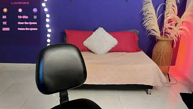 Snapshot of Ambeer_Cute chatting on 03.12.25 Ambeer Cute online show from 03.12.25