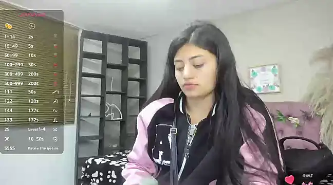 Lia Keen online show from 12.03.24