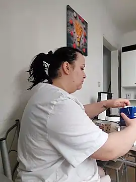 Snapshot of Tamara1955 chatting on 02.22.25 Tamara1955 online show from 02.22.25