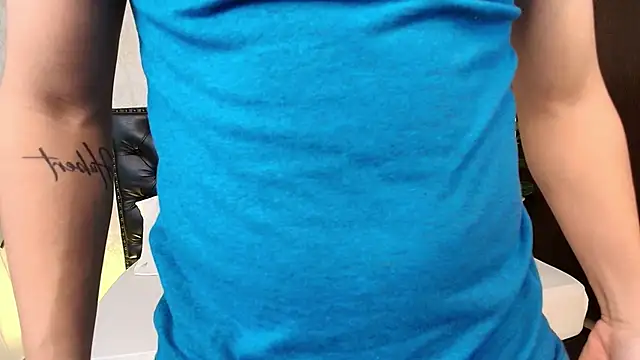 MaxxiCruz online show from 09.27.25