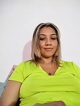 Snapshot of nina_carther chatting on 02.13.25 nina carther online show from 02.13.25