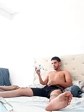 Melwil  online show from 01.07.25