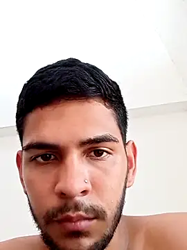 Melwil  online show from 02.22.25