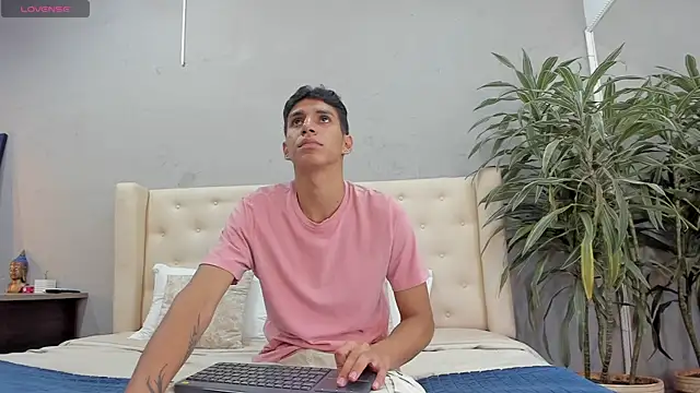 kieran derek online show from 10.16.25