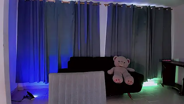 gatitavenecis online show from 04.22.26