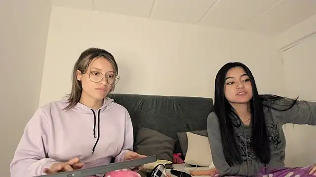 Gabby and Alice online show from 12.11.24