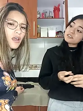 Gabby and Alice online show from 03.20.25