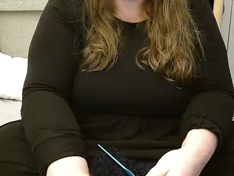 Snapshot of MarthaBriest chatting on 01.16.25 MarthaBriest online show from 01.16.25