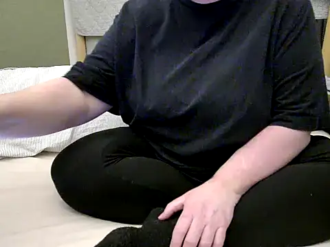 MarthaBriest online show from 04.17.26