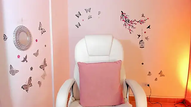 Snapshot of melody_starr chatting on 09.29.25 melody starr online show from 09.29.25