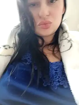 Snapshot of YuliannaFox chatting on 01.07.25 YuliannaFox online show from 01.07.25